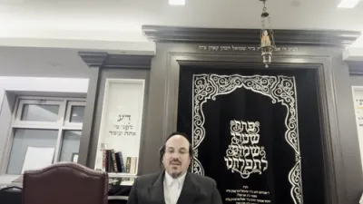 א הערליכע מעשה פון הרה"ק רבי משה מלעלוב זי"ע - דורך הרב אליהו שווארץ ביים שיעור פון עמוד היומי דרשו -פסחים דף פ"ד