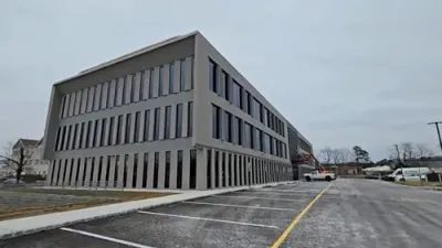 צדק עפנט א לאקאציע אין לעיקוואד 