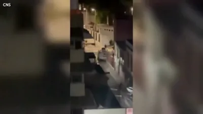 שיסערייען נעבן די ווענעזועלא פאלאץ נאכן אראפשיסן בטעות אייגענע דראונס 