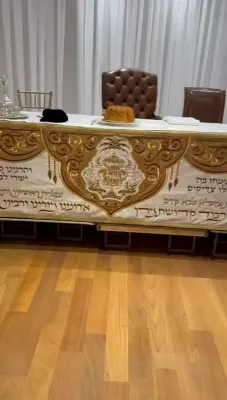 ערשטע בילדער פון שמחת החתונה בחצר הקודש סאטמאר 