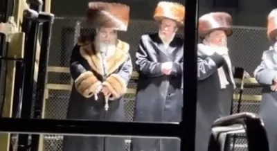 ווידיאו פון שמחת החתונה בחצר הקודש סאטמאר 