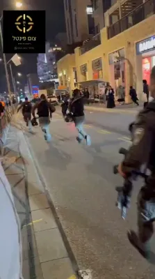 שווערע נייעס פון ירושלים: 13 יעריגע בחור אומגעקומען נאך וואס א אוטובוס האט אים איבערגעפארן בשעת די גרויסטארטיגע פראטעסט אנטקעגן די גזירות הגיוס היינט אין ירושלים