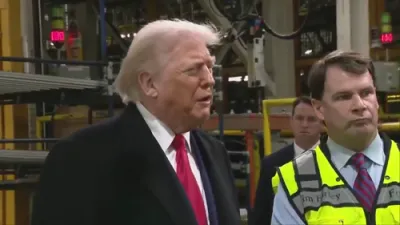 טראמפ קריטיקירט פעד טשער פאול איבער הויכע ראטעס און טייערע רענאוואציע פון די רעזערוו געביידע אין וואשינגטאן די סי 