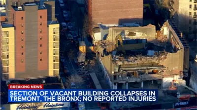 א קאמערציאלע געביידע אין די בראנקס פאלט צאם; קיינער נישט פארוואונדעט געווארן 