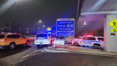 כ"ק אדמו"ר מצאנז שליט"א אויפן וועג קיין ניו יארק און ביים אנקומען 