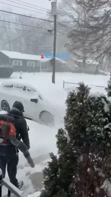 1 אזייגער צופרי: שניי שטורעם אפדעיט.