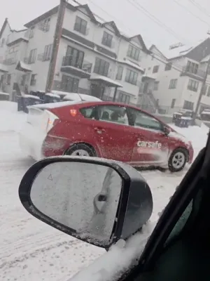 1 אזייגער צופרי: שניי שטורעם אפדעיט.