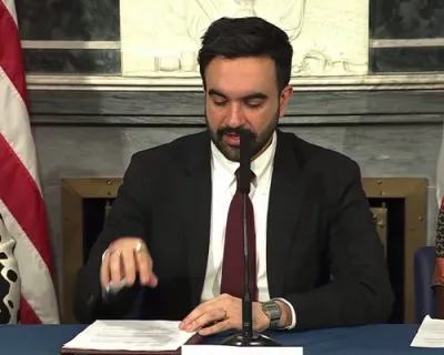 מעיאר מאמדאני פארלענגערט טשיילד קעיר עקסעס אן אימיגראציע טשעקס