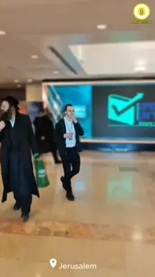 לייוו פון די קארלינע עקספאו מיט חיים פערלאוויטש 