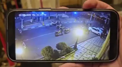 איראנע פאליציי שלאגן פראטעסטירער 