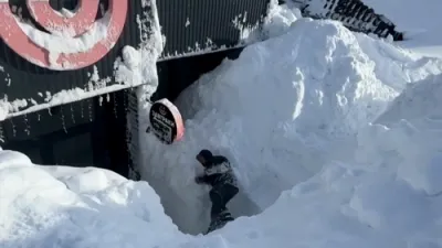רוסישע שטעט באגראבן אונטער שניי