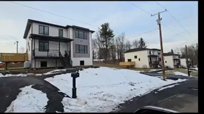 אפרים פעדער באזוכט מאנטיסעלא אינמיטן די פראסטיגע ווינטער