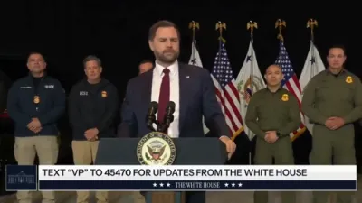 וויצע פרעזידענט ווענס: לאקאלע פאליציי מוז העלפן ICE צוריקברענגען ארדענונג.