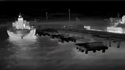 אוקראינע צילט סטראטעגישע שווארצע ים אויל טערמינאל, און $50 מיליאן פארלוסטן געמאלדן.