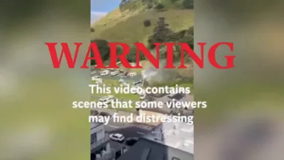 א וואסער פאל האט זיך צובראכן אין ניו זילאנד און פארוואונדעט אסאך מענטשן 