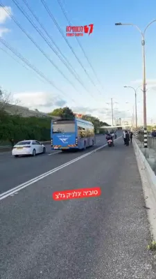 שטורעמישע פראטעסטן אין ארץ ישראל קעגן ניתוחי מתחם