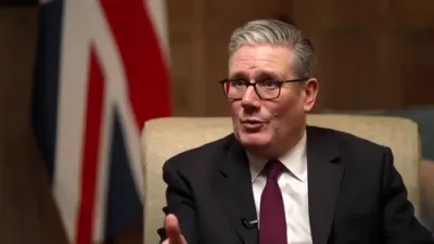 סטארמער רעדט וועגן פוטין'ס ראלע אין טראמפ'ס שלום באורד