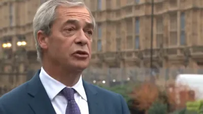 פאראדזש וועט פארהאלטן טראמפ איבער טאריפס 