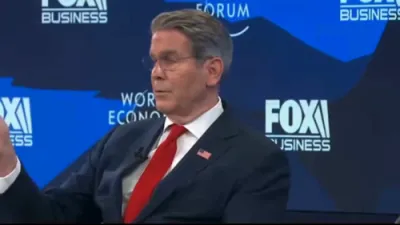 טרעזשורי סעקרעטאר בעסענט רופט ארויס אייראפע'ס ענערגיע היפאקריטיע דורך קויפן אויל אין רוסלאנד.