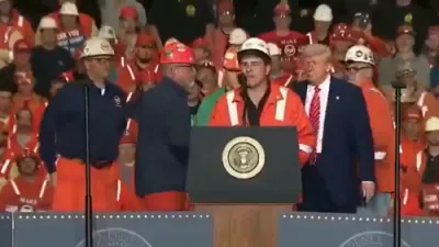 ברעיקינג: אמעריקאנער שטאל פראדוקציע איבערגעהיפט יאפאן נאך טראמפ'ס טאריפן.