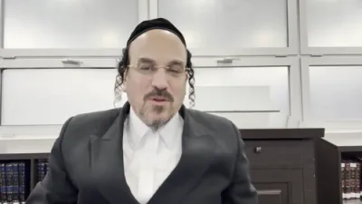 א הערליכע מעשה פון הרה"ק הבית ישראל זי"ע אויפגעלבט א אידיש קינד- דורך הרב אליהו שווארץ ביים שיעור פון עמוד היומי דרשו -פסחים דף צ"ה