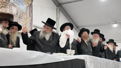 טיש לרגל הילולת הרה"ק רבי דוד מלעלוב זי"ע לעלוב פולין