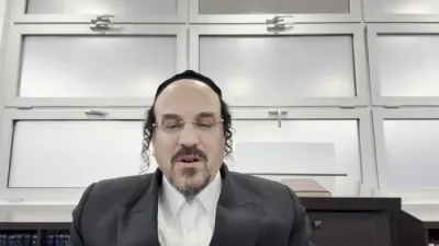 א הערליכע מעשה פון דע דאווענען פון הרה"ק מהר"א מבעלזא זי"ע - דורך הרב אליהו שווארץ ביים שיעור פון עמוד היומי דרשו -פסחים דף צ"ו