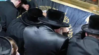 ברוך דיין האמת: כ"ק אדמו"ר מהרי"ד מלעלוב זצ"ל 