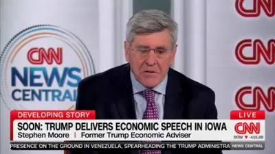 סטיווען מור זאגט אז די אמעריקאנער עקאנאמיע שטייגט מיט שטארקע וואוקס.