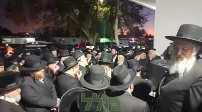 טייל פון די דברי הספד מאת כ"ק אדמו"ר מסאטמאר שליט"א ביים לויה פון הרבני הנדיב ר' ישראל גאלדבערגער ז"ל, נארט מיאמי, פלארידע