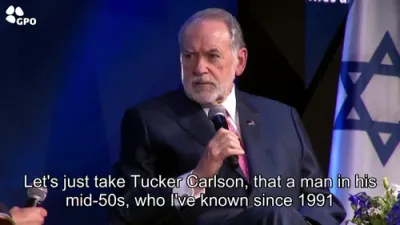 מייק האקאבי איבער טאקער קארלסאן'ס מיינונג טויש איבער מדינת ישראל 