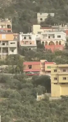 צה"ל אטאקירט חיזבאללה וואפן פלעצער אין דרום לבנון.