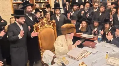 חמשה עשר בשבט ביי כ"ק אדמו"ר מתורת חכם שליט"א 