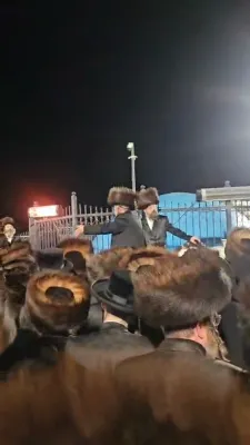 הרה"צ רבי אלימלך בידערמאן שליט"א אין מירון