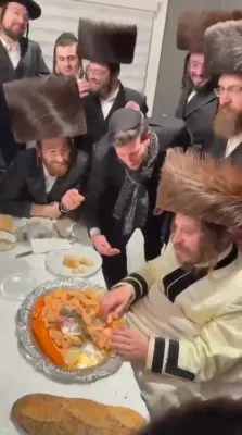 נאך ווידיאוס פון כ"ק אדמו"ר מקרעטשניף כפר עטה שליט"א אין ניו יארק 