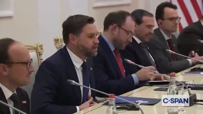 וויצע פרעזידענט לויבט ארמעניע בשעת די ערשטע אפיציעלע באזוך פון א אמעריקאנע וויצע פרעזידענט.