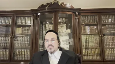 א הערליכע מעשה "א מחילה בלב שלם האט געעפנט די טויערן פון ישועה" - דורך הרב אליהו שווארץ ביים שיעור פון עמוד היומי דרשו -פסחים דף קג ע"א