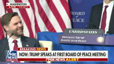 טראמפ מאכט וויצן וועגן אפזאגן רוביא נאך זיין מעכטיגע מינכן רעדע.