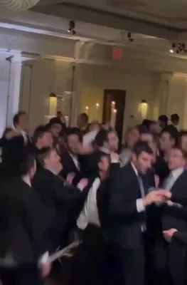 ראש חודש אדר ווייבס