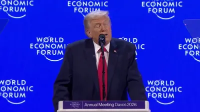 טראמפ שטעלט פאראויס די נוקלעארע אגענדע מיט א מיקרארעאקטאר לופטליפט.