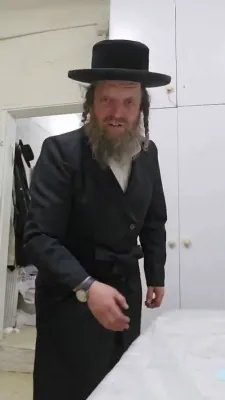 יעלה ויבא! ס'איז ראש חודש אדר...