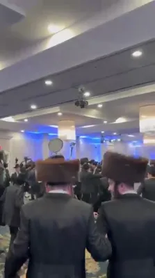 בילדער און ווידיאוס פון נאכן דערהויבענעם שבת דרשו