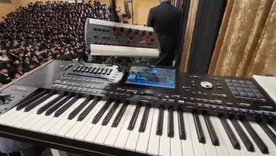 ערשטע ווידיאוס פון די באזוך פון כ"ק אדמו"ר מסאטמאר שליט"א אין מאנטשעסטער 