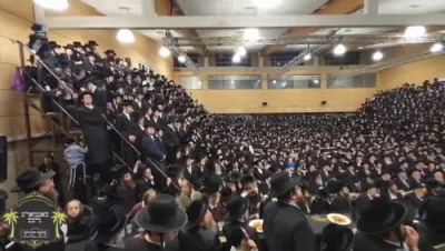 ערשטע ווידיאוס פון די באזוך פון כ"ק אדמו"ר מסאטמאר שליט"א אין מאנטשעסטער 