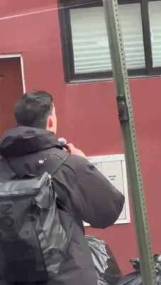 וויליאמסבורג איז נעקסט אין רייע פאר יוטוב וולאגערס צו פארשפרייטן אנטיסעמיטישע פראפאגאנדע