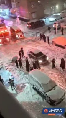 פולע שניי סצענעס אין וויליאמסבורג 