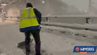 פולע שניי סצענעס אין וויליאמסבורג 