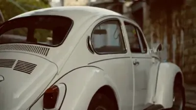 וועלווא ביי די גור'ע עקספאו - עברית