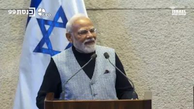 פרעמיער מיניסטער מאודי ווייזט געפיל צו מדינת ישראל, פארדאמט חמאס טעראר.