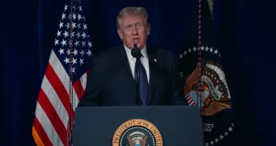 ברעיקינג: פרעזידענט טראמפ האט ארויסגעגעבן אן אפדעיטעד ווידיאו סטעיטמענט איבער איראן.